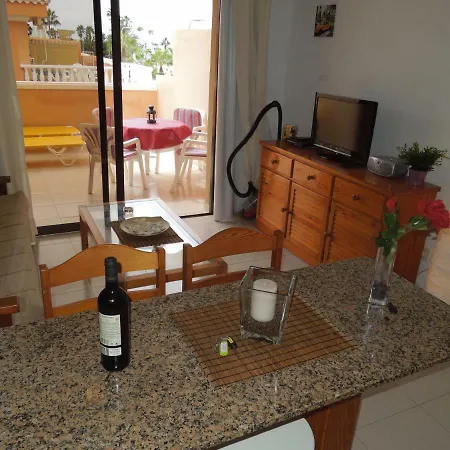 Beachfront-apartment Las Vistas 2 With Sea-view, Heated Pool, Wifi, Sat-tv