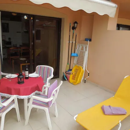 Beachfront-apartment Las Vistas 2 With Sea-view, Heated Pool, Wifi, Sat-tv *